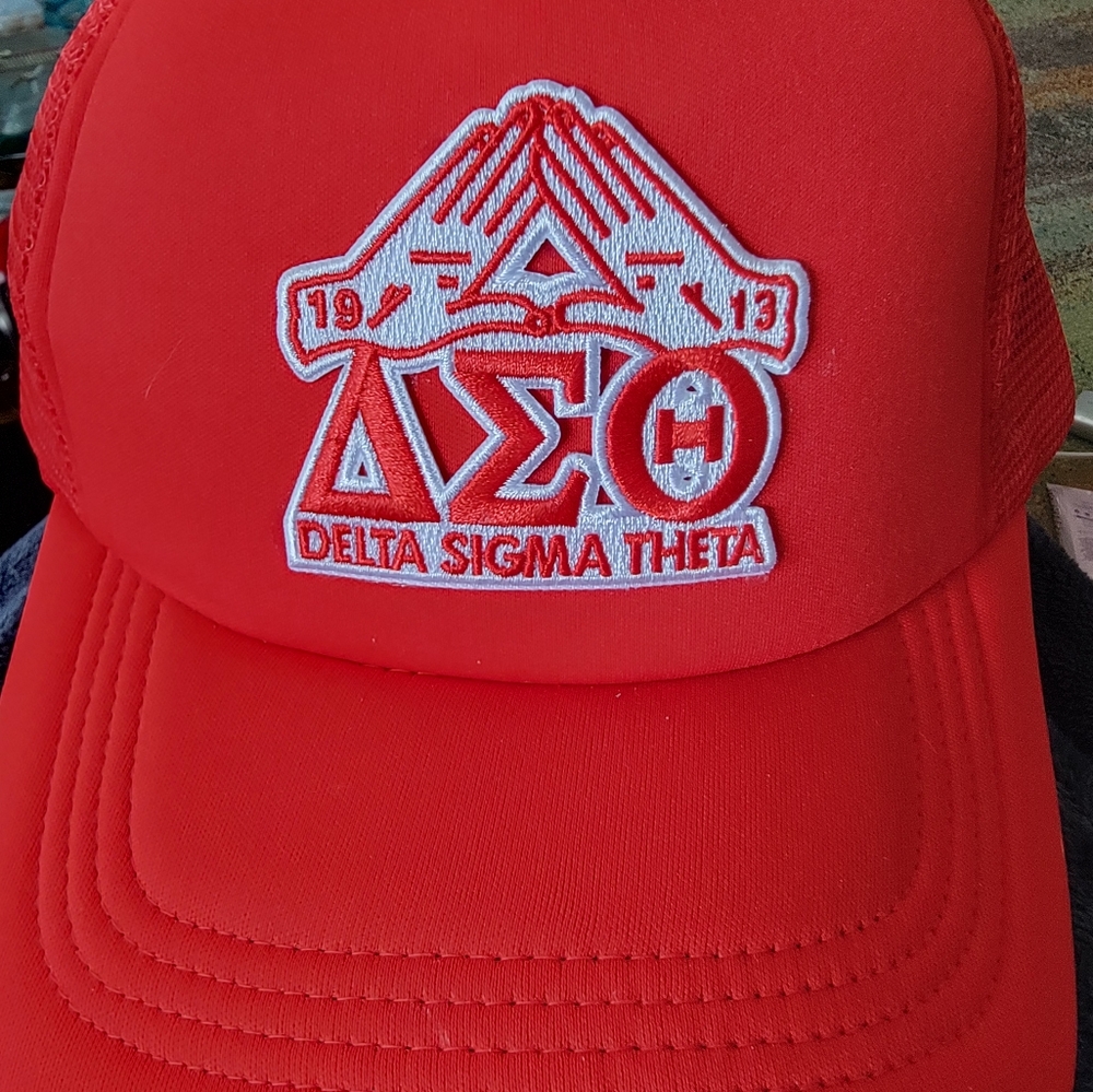 Delta hat